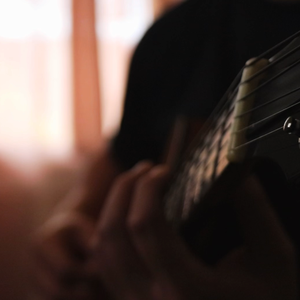 女学生按摩AV姦奷
